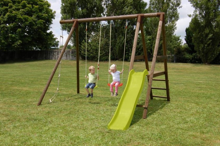 ideas for decorating a kids friendly swing garden