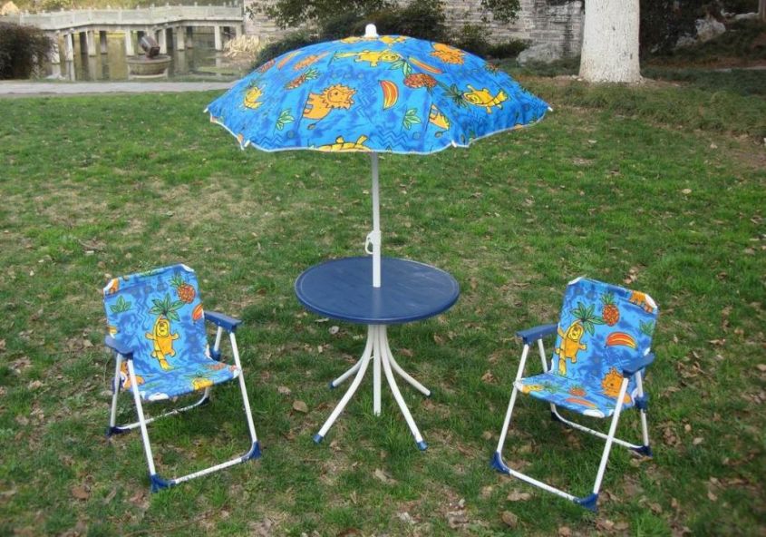 ideas for decorating a kids friendly umbrella garden