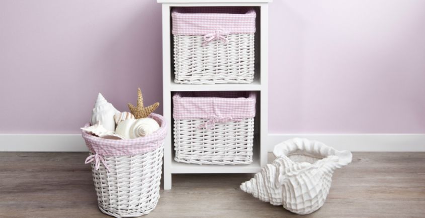 Furnish with wicker baskets