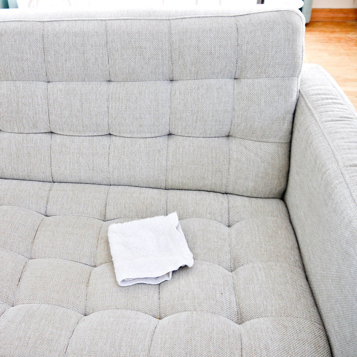 removing-stains-biro-sofa-10