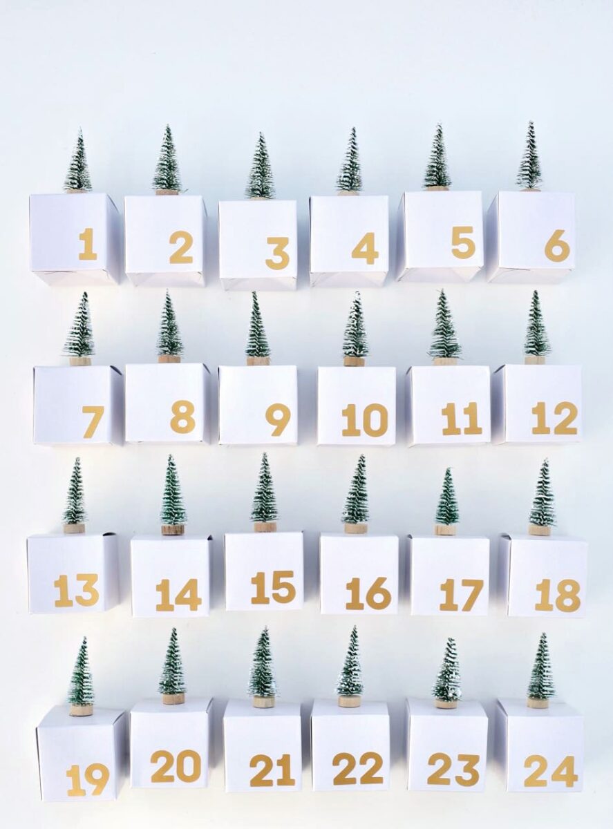 diy-christmas-calendar-ideas-5