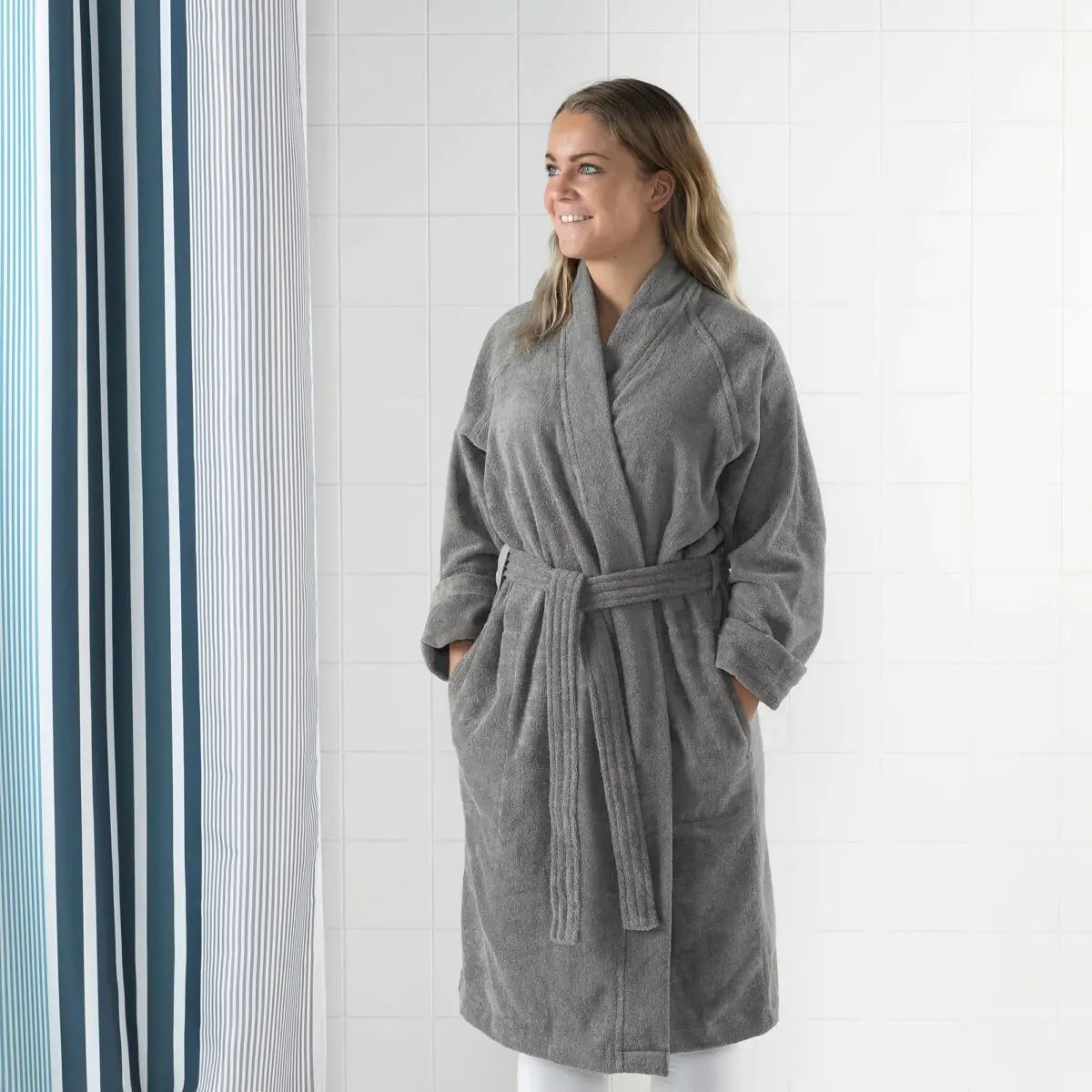 rockan-bathrobe-gray