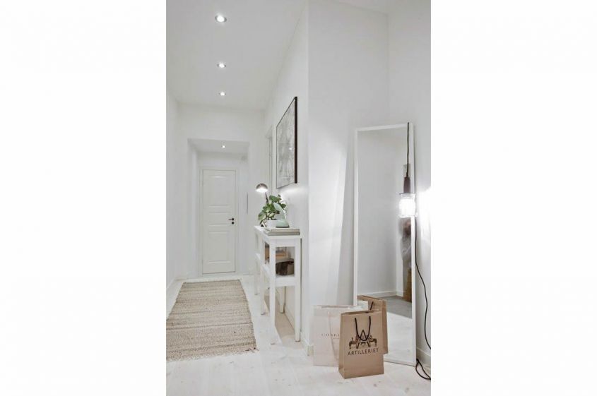 White console and mirror