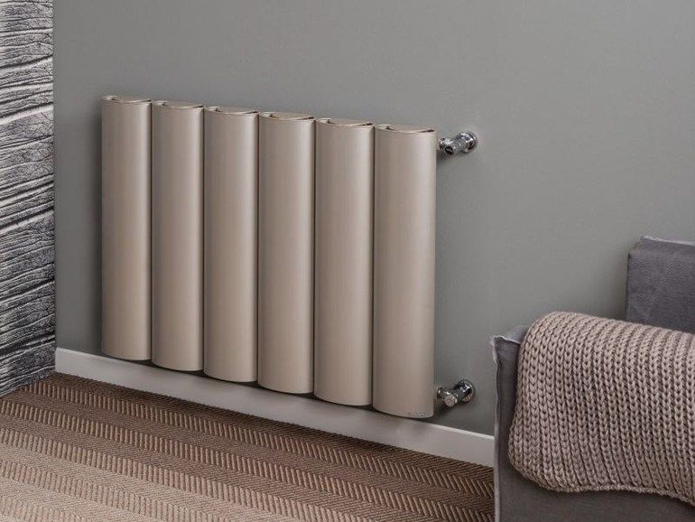 Hot water radiator