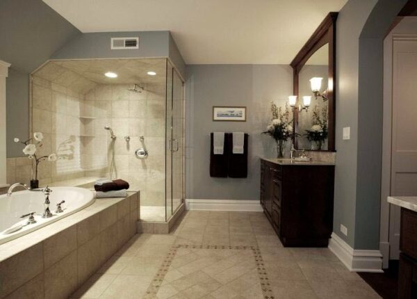 Cream-colored bathroom walls