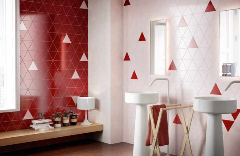 Burgundy-colored-bathroom-walls-12