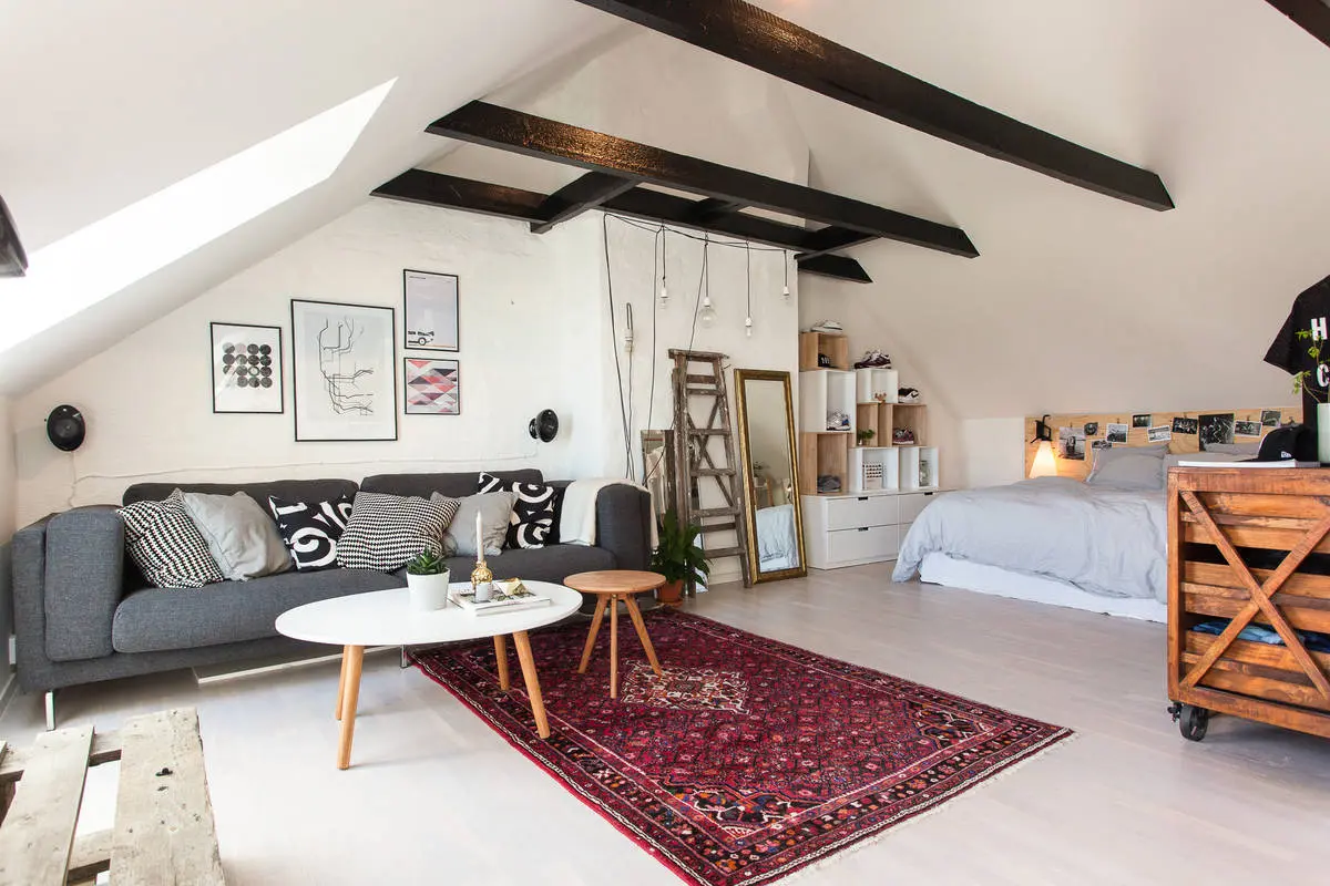 where-to-put-the-bed-in-the-attic-18