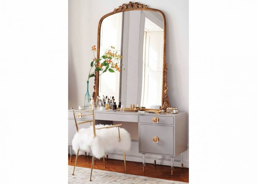 Baroque bedroom mirror