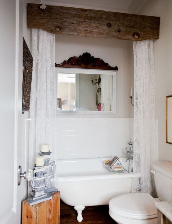 Bath tub lace curtain