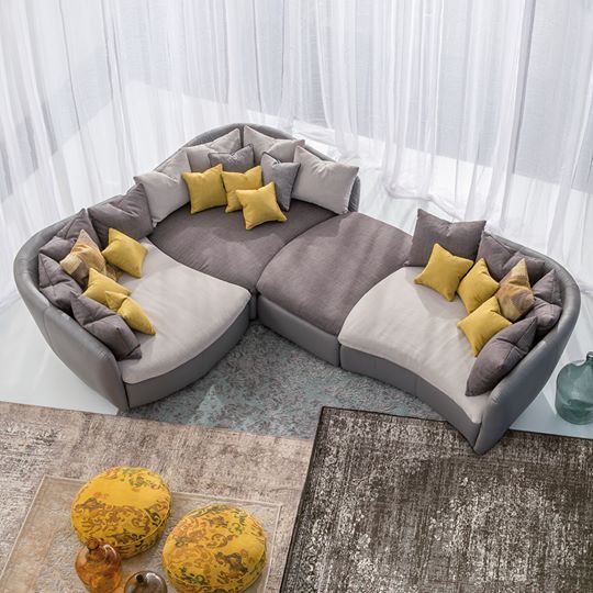 Marea sofa by Semeraro