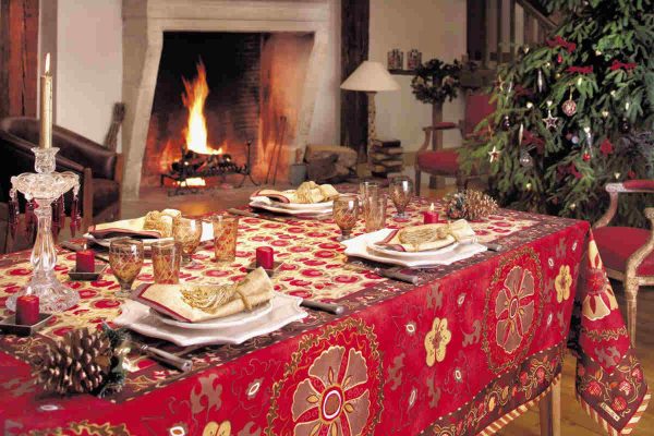 table-christmas-decoration