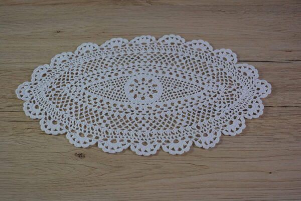 How-to-create-doilies-for-the-country-style-table-04