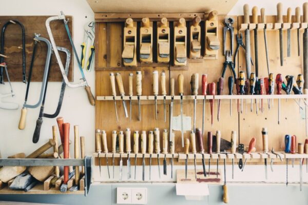 How-to-equip-the-garage-to-do-small-do-it-yourself-jobs-6