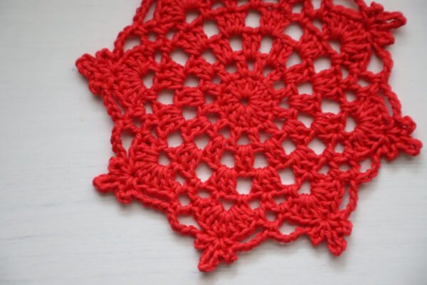 How-to-create-doilies-for-the-Provençal-style-table-03