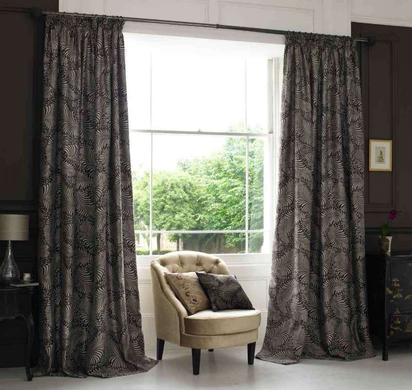 patterned living room curtain