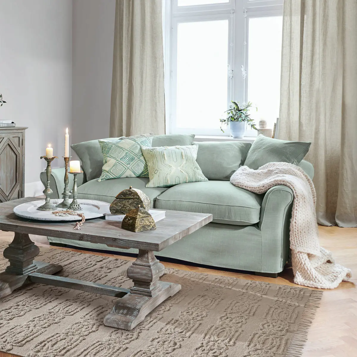 sofa-provencal-mint-green