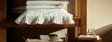 Zara Home shows its most classic side with sheets and bath towels with lace and lace or even customizable with the name or initials 