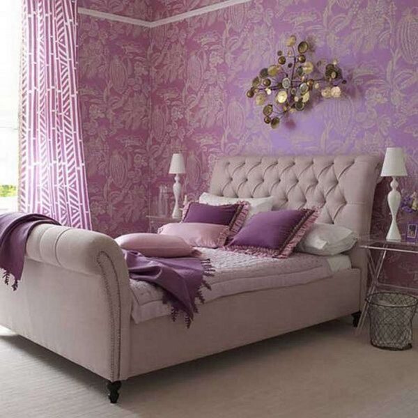 Bedroom lilac walls