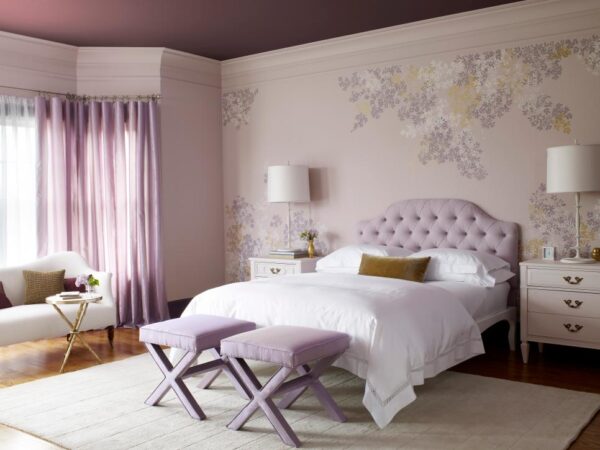 Bedroom lilac walls