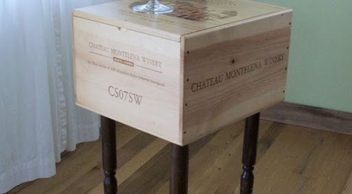 recycling-wine-boxes-wooden-furniture