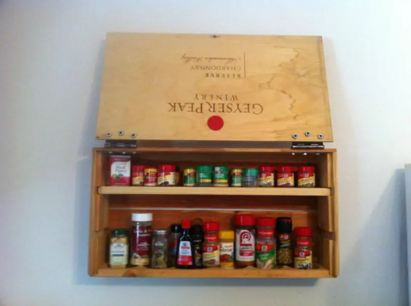 recycling-wine-boxes-wooden-spice-rack