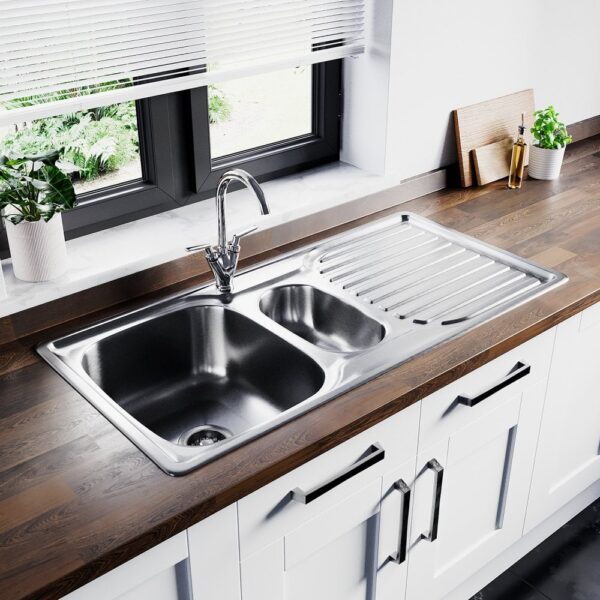 Stainless steel sink: why choose it and how to keep it perfect over time