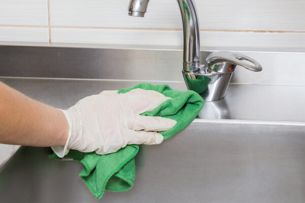 Stainless steel sink: why choose it and how to keep it perfect over time