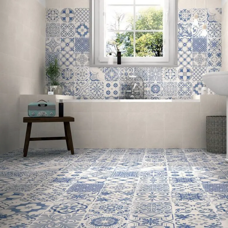 small-bathroom-how-not-to-make-a-mistake-in-the-choice-of-tiles-4