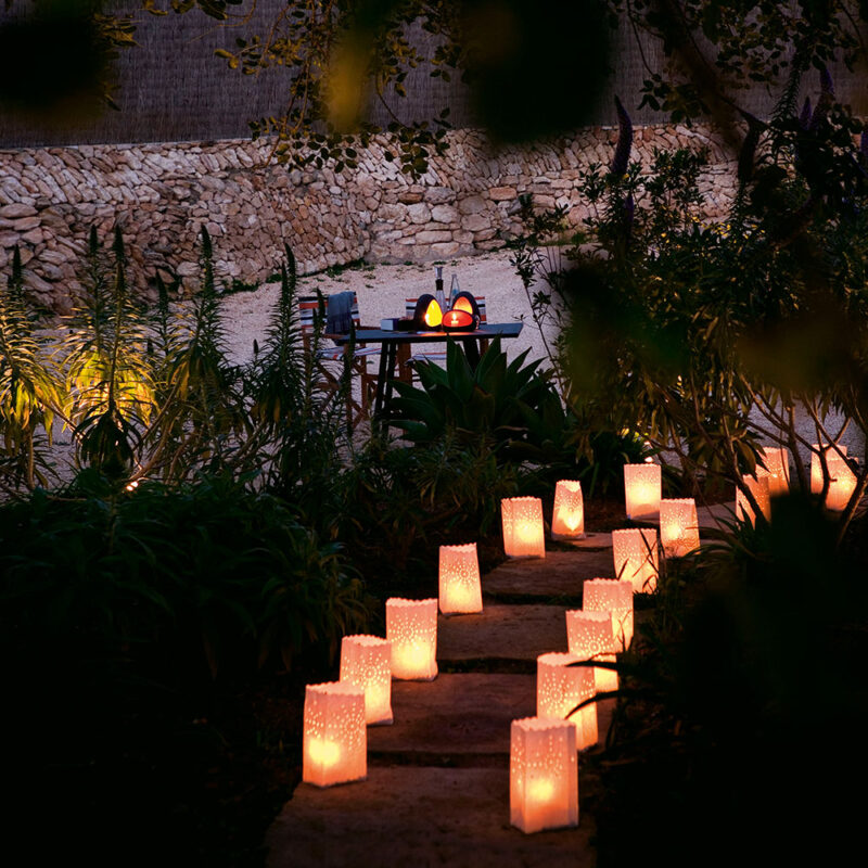 do-it-yourself-garden-lanterns-7