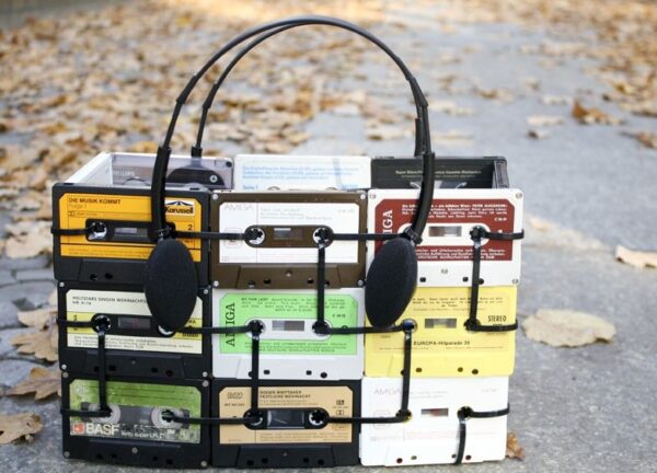 how-to-recycle-cassettes (2)