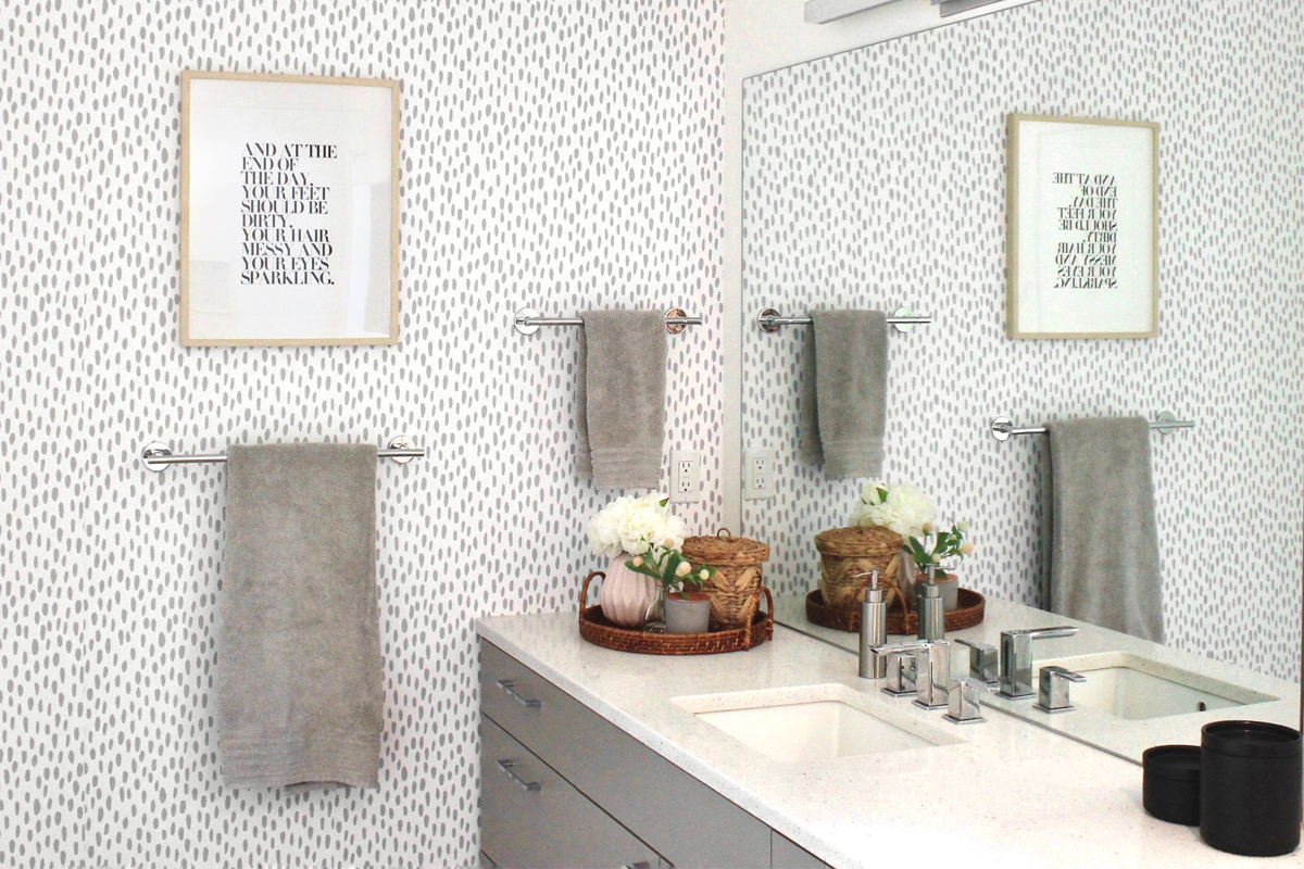 Taupe walls bathroom: tips for an elegant and refined bathroom