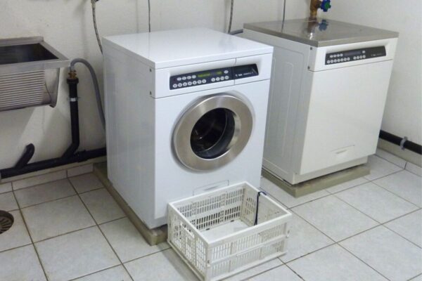 communal-laundry (4)