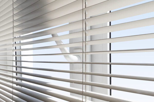 office-Venetian-blinds