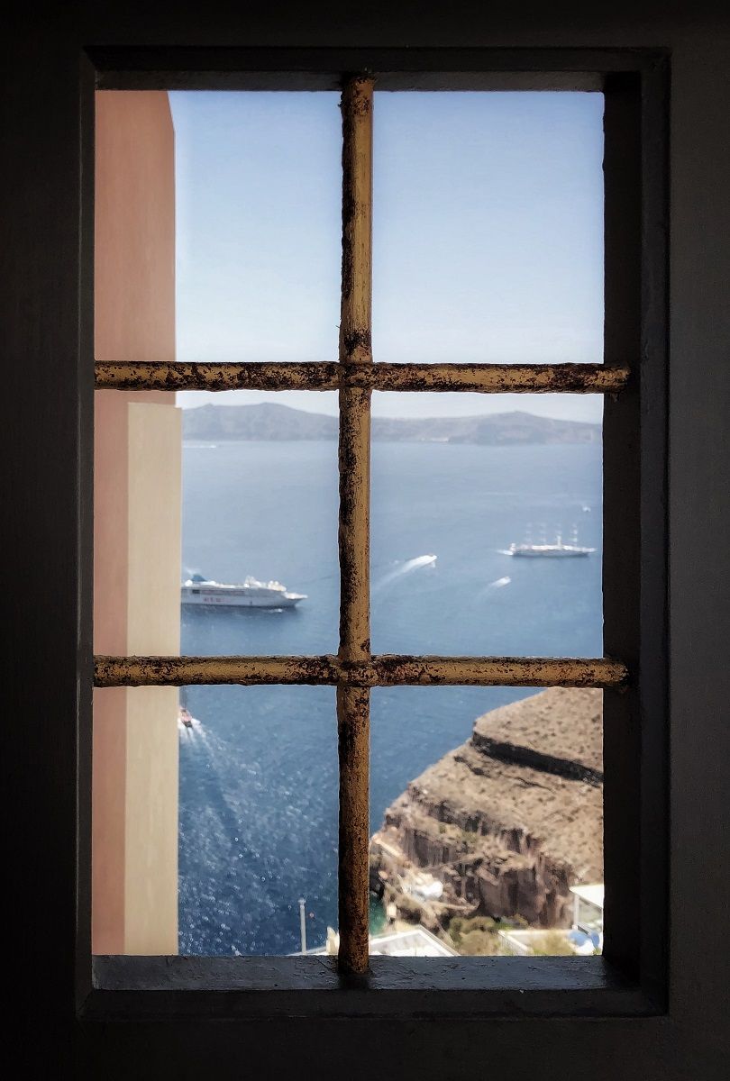 how to photograph a house for rent with a window view