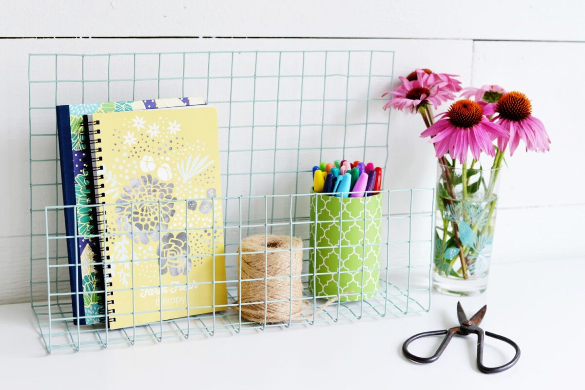 DIY-metal-desk-organizer