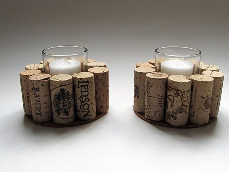 Christmas-decorations-corks-candle holders