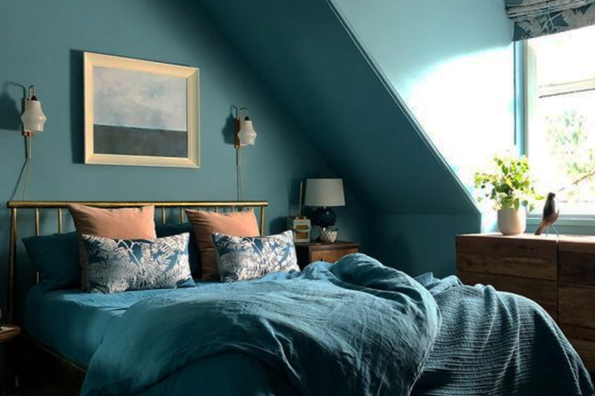 Teal bedroom: 4 furnishing ideas for every style