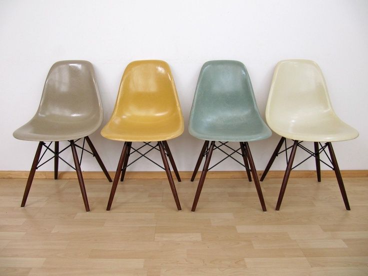 Eames Fiberglass Armchair »Charles and Ray Eames;  1950 Vitra