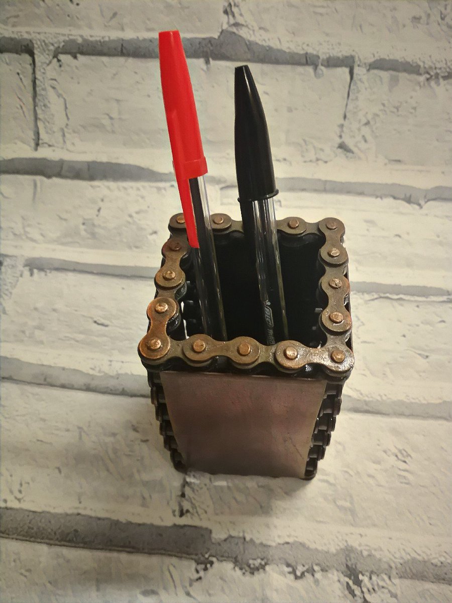 recycle-bike-pen-holder