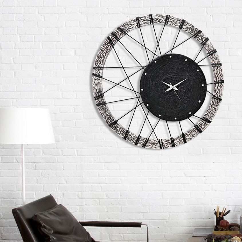 Wall clock for the living room