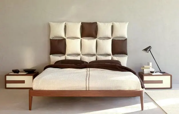 headboard-bed-with-pillows