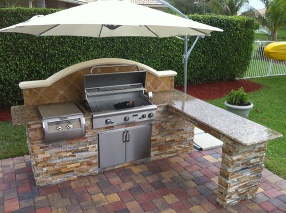 Outdoor kitchen with umbrella 