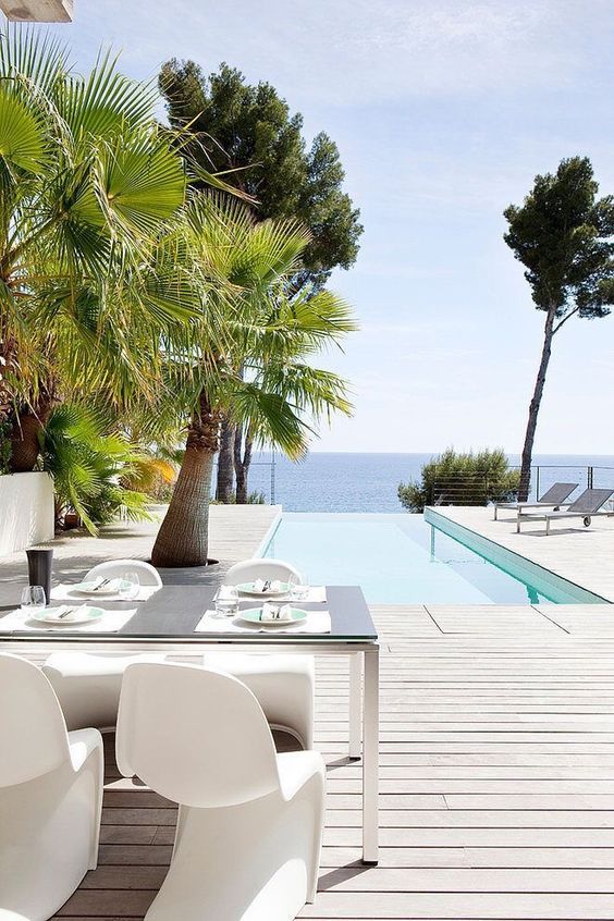 terrace overlooking the sea with dining area