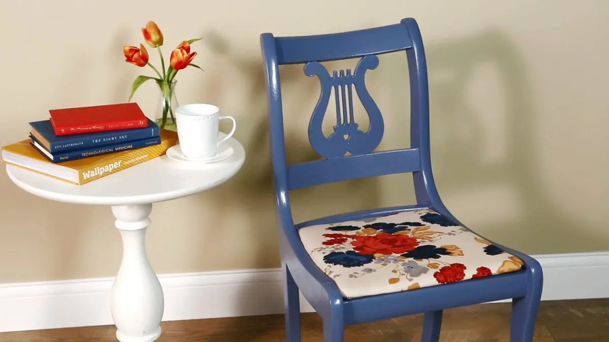 beautify-chairs-wood-blue