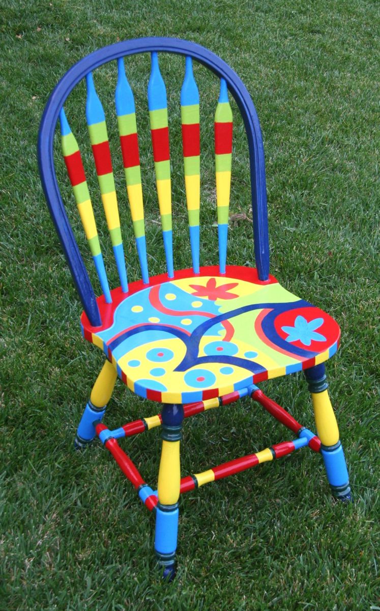 embellish-chairs-wood-multicolored