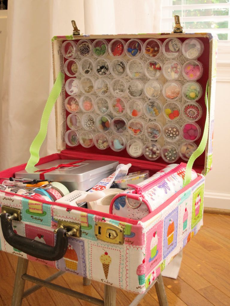 recycle-suitcase-sewing