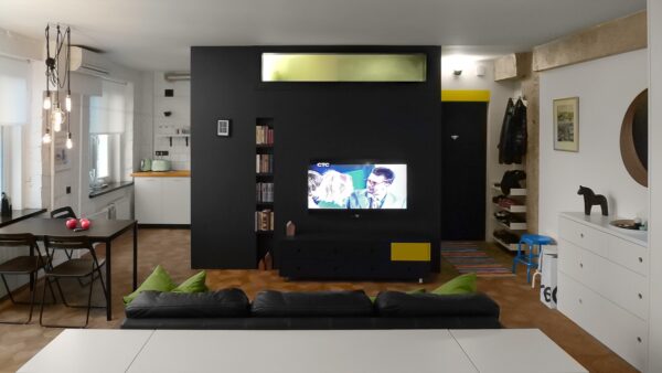 10-curious-ways-to-fix-the-tv-in-the-living-room-05