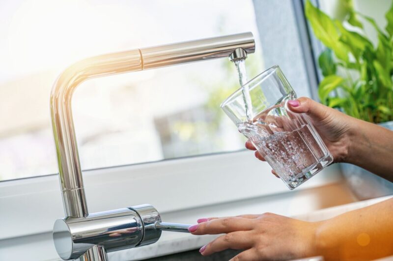 4 foolproof methods to purify home water