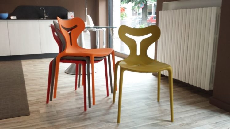 Colored Chairs For The Kitchen 7 Models To Furnish With 750x422 