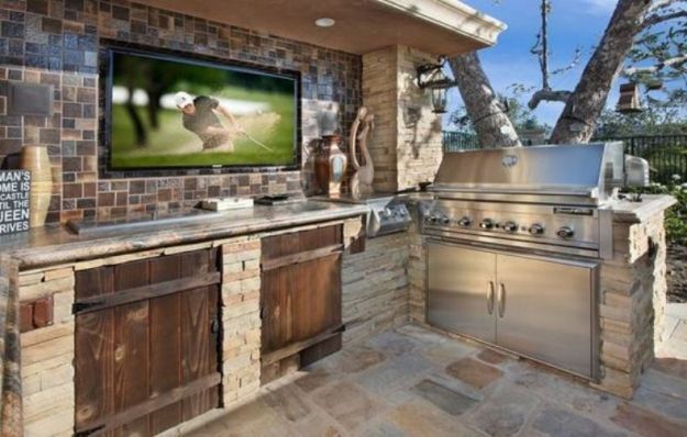 Kitchen with bricks